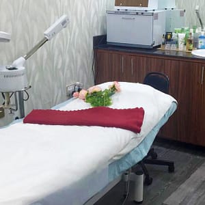 Smoother Skin Awaits â Experience MenâS Waxing Options! Dubai